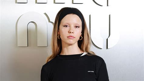 mia goth ethnicity